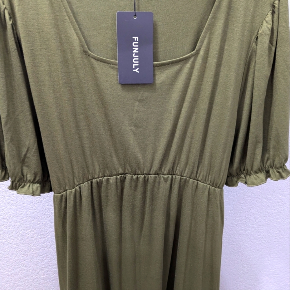 3/$12 Green Maxi Dress